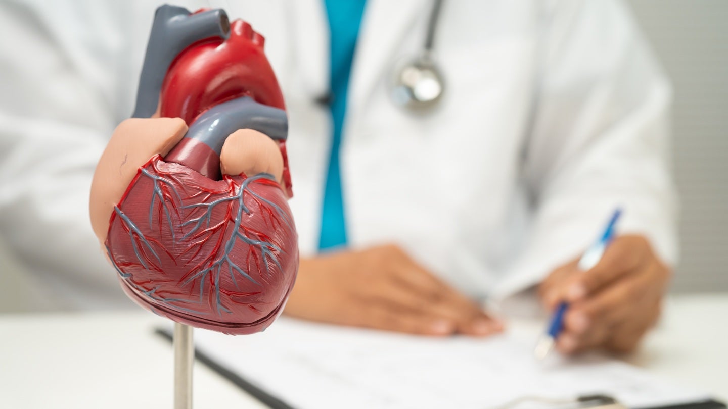 Abbott begins TREAT TR study to assess TriClip for leaky heart valve